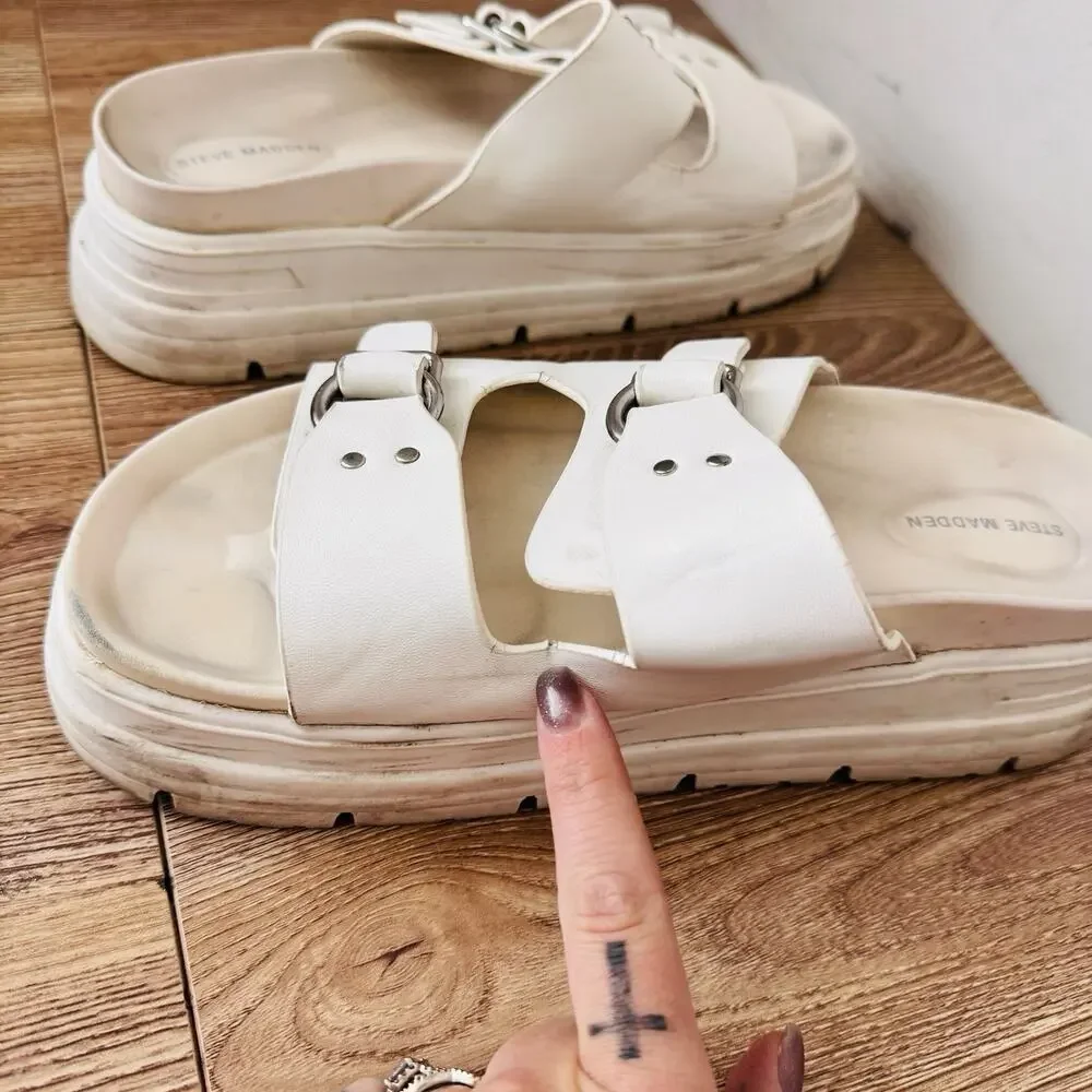 Steve Madden Urban White Leather Buckle Slides Women’s Size 7